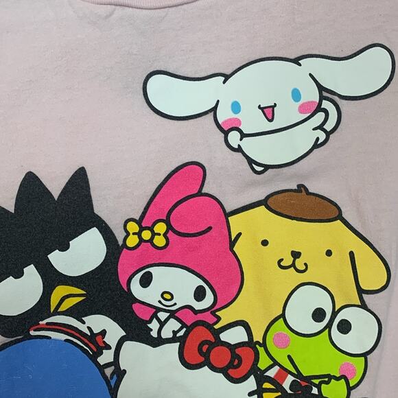 Hello Kitty womens small pink graphic tee short sleeve friends - Picture 6 of 7